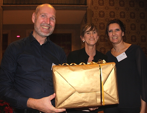 Elternvertreter beschenkten Ruth Funk